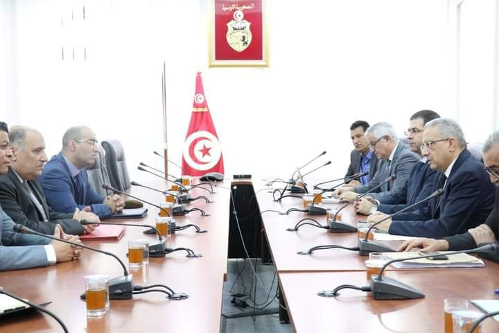 اجتماع عمل لتعزيز الاستعدادات لموسم الحج القادم