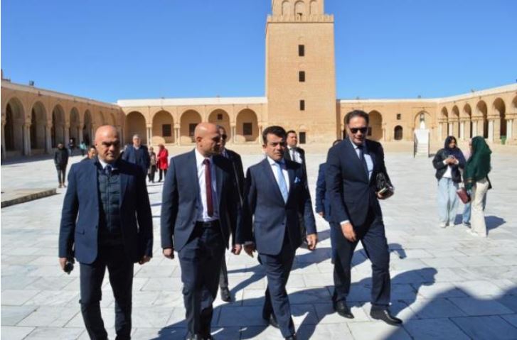 المدير العام للإيسيسكو يزور مدينة القيروان ويُؤكد دعم المنظمة لحفظ التراث الإسلامي