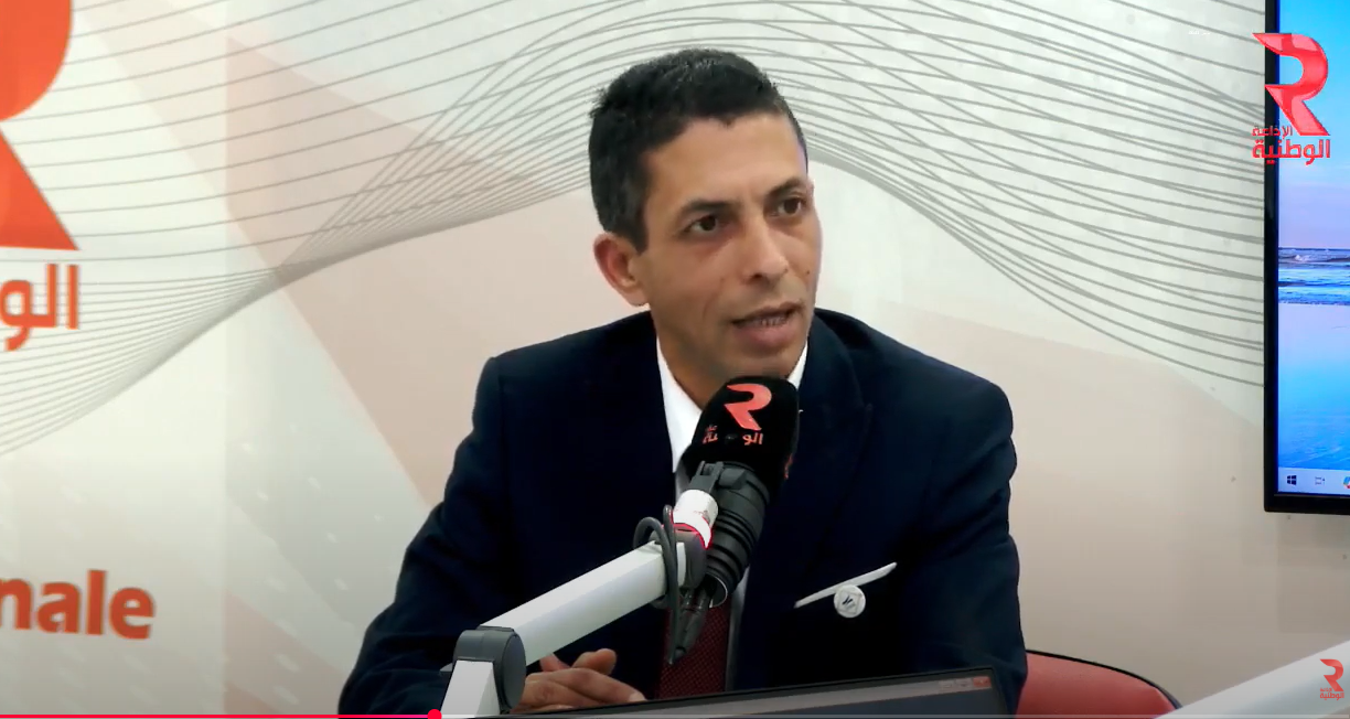 وليد عزازوة رئيس مركز خدمة الحرفاء بالبريد التونسي للحديث عن مسابقة تحفيزية لنشر الثقافة الرقمية