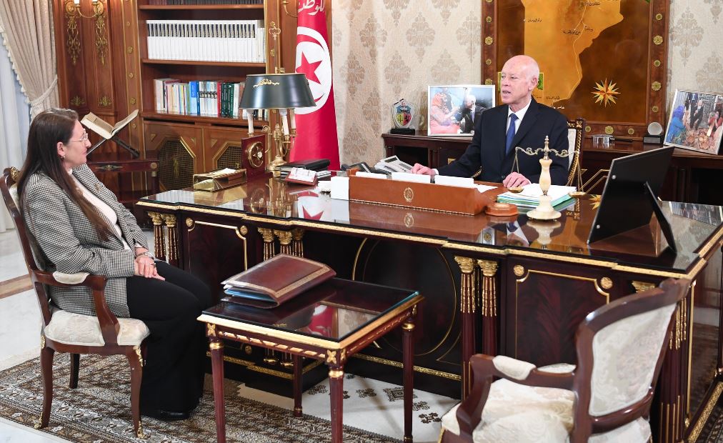 رئيس الجمهورية يُشــدّد على ضرورة أن تلعب البنوك العمومية دورها الوطني في معاضدة مجهودات الدّولة