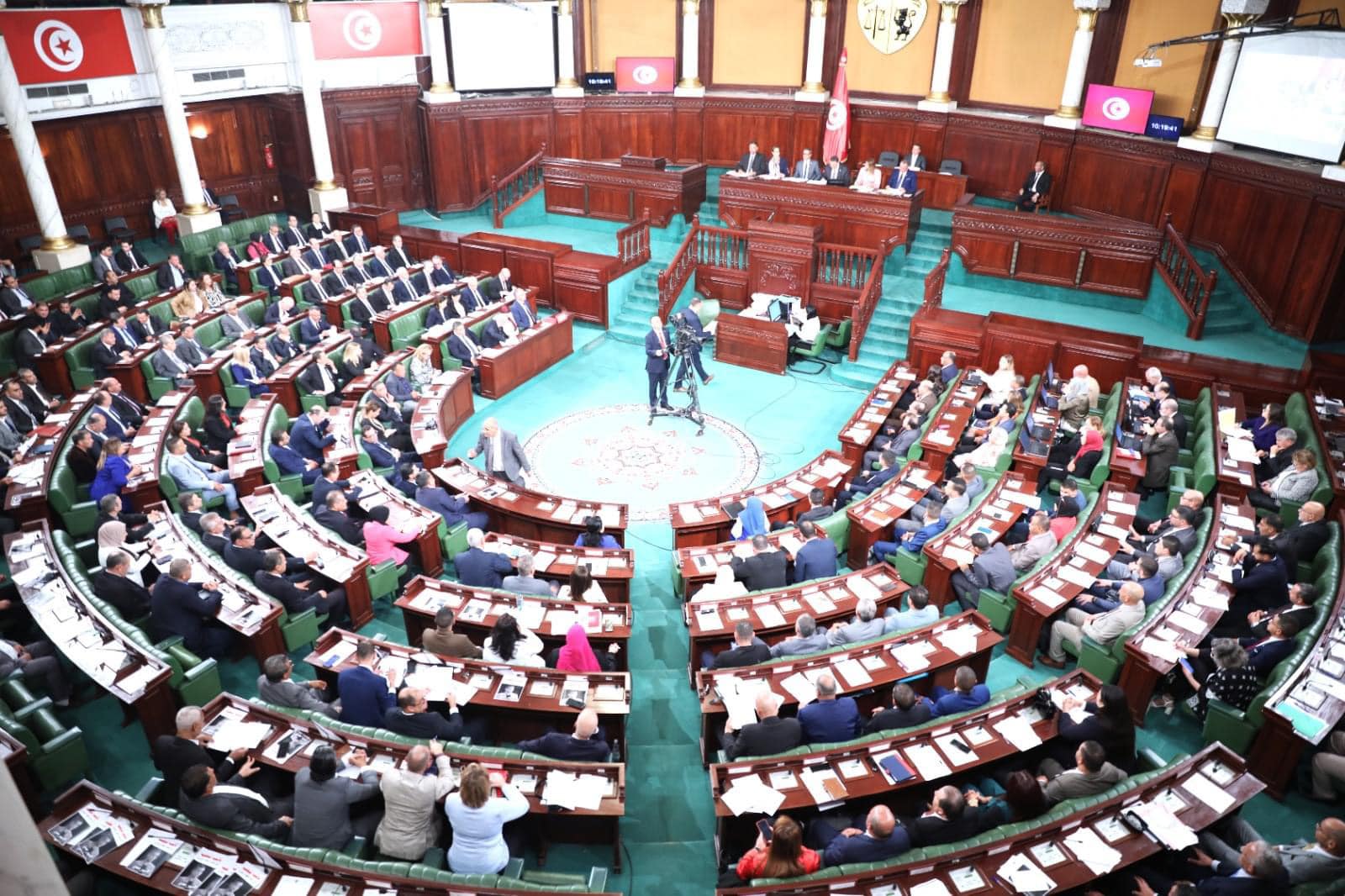 البرلمان: توجيه أسئلة شفاهية الأسبوع المقبل إلى وزيري الفلاحة و الصناعة