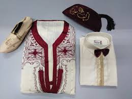 مدنين : بمناسبة الاحتفال باليوم الوطني للصناعات التقليدية واللباس الوطني تنظيم معرض وعرض للأزياء وتكريم للحرفيين