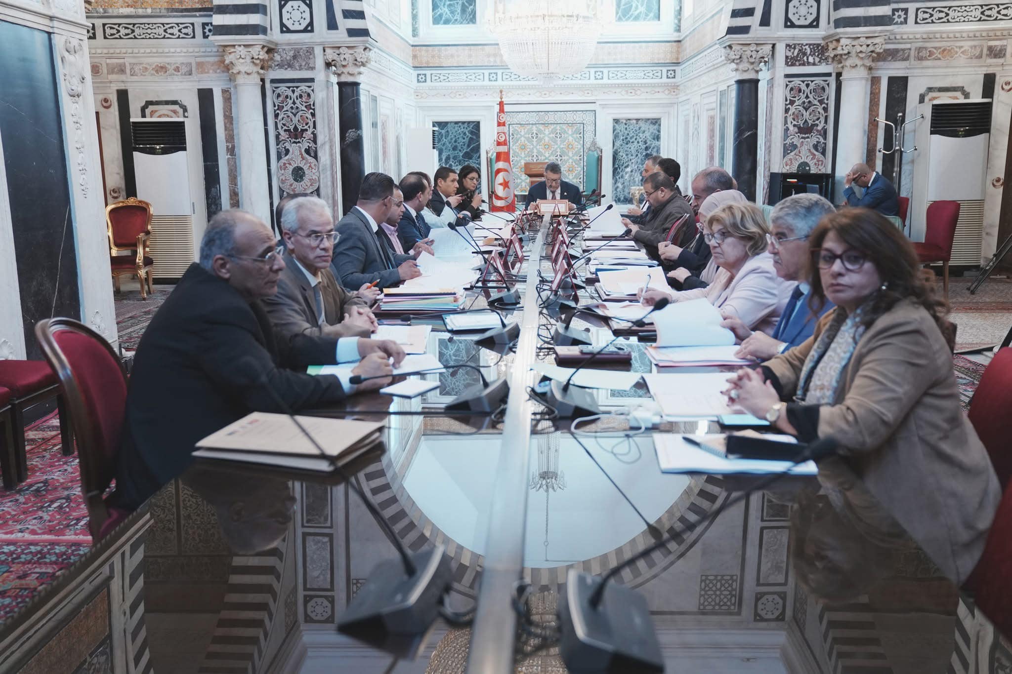 مكتب البرلمان يحيل مشروع قانون تنظيم عقود الشغل ومنع المناولة الى اللجنة المعنية 