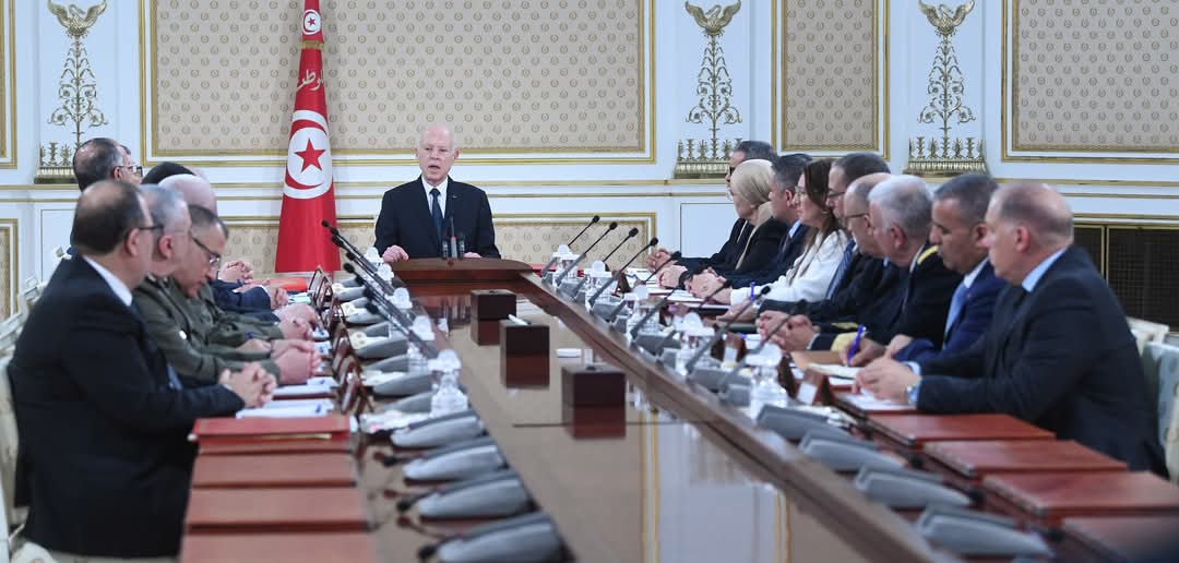 رئيس الجمهورية يشرف على اجتماع لمجلس الأمن القومي