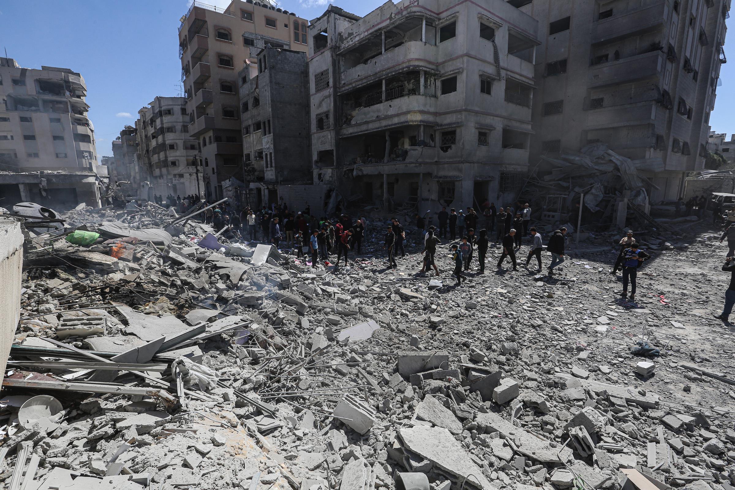 استشهاد 6 فلسطينيين في قصف للاحتلال الصهيوني جنوبي قطاع غزة