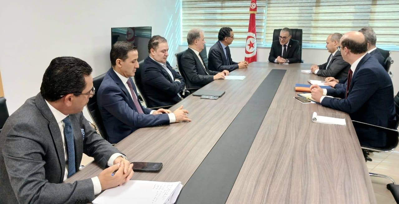 وزير الإقتصاد يؤكد على أهمية دور الإستثمار الخاص في خلق الثروة وفرص للتشغيل