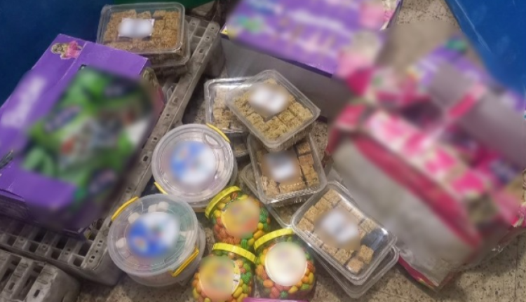 حجز 154 كغ من الحلويات المنتجات الغذائية التي تشكل خطرًا على صحة المستهلك