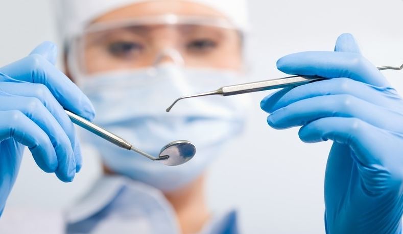 المنستير : يوم تحسيسي بالمدرسة الاعدادية بصيادة حول  صحة الفم والأسنان