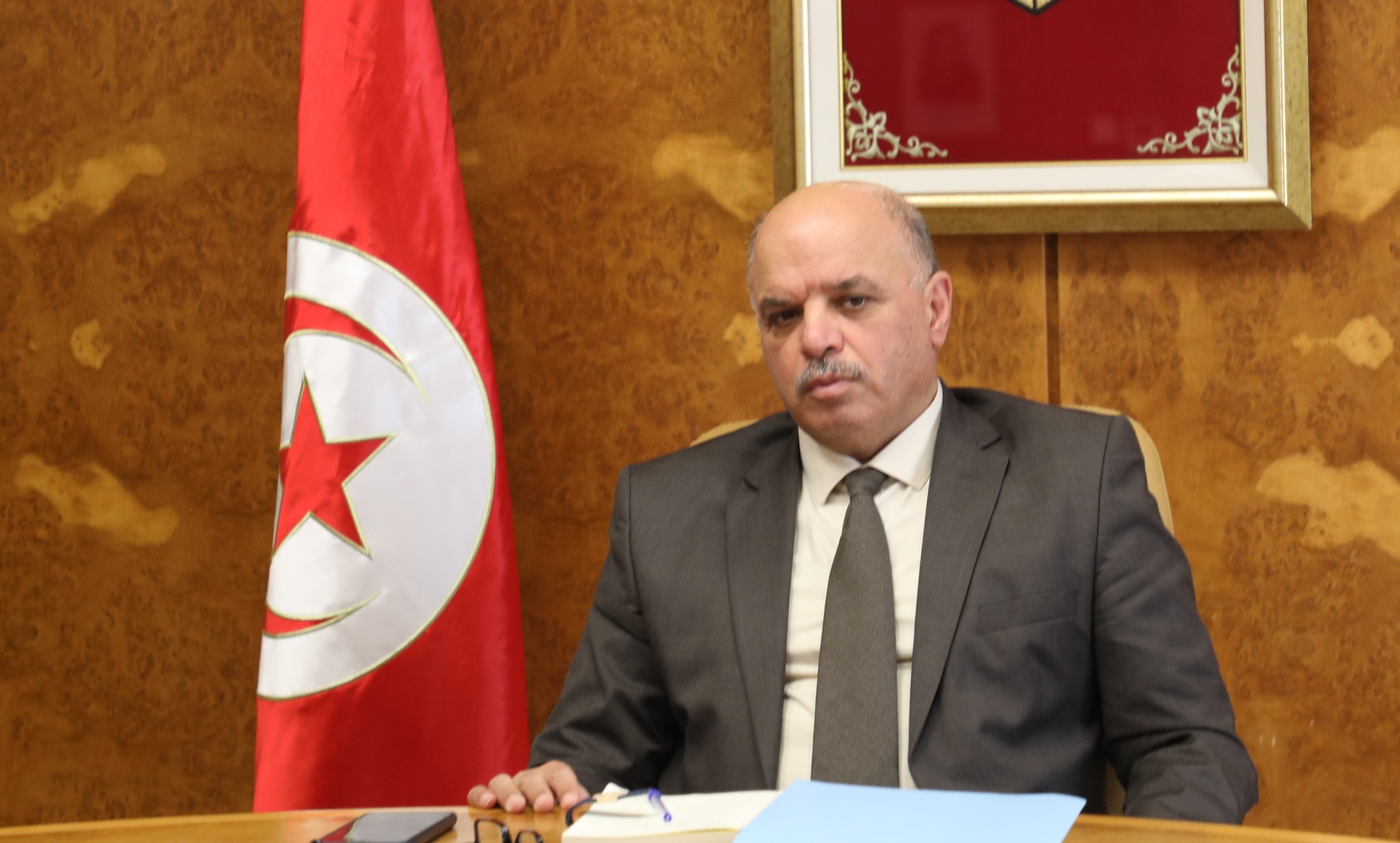 وزير النقل يؤكد متابعة سير العمل باسطول النقل البحري واتخاذ الاجراءات تجاه كل ما من شانه تعطيل المرفق العام