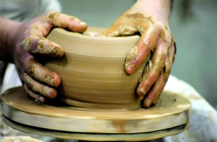 منتدى حول النهوض بالصناعات التقليدية وريادة الاعمال للحرفيين ذوي الاحتياجات الخصوصية يوم 16 أفريل المقبل