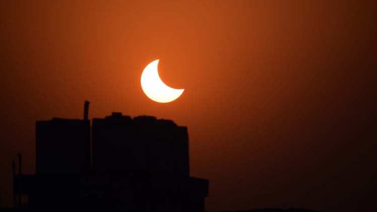 الكسوف في تونس سيكون طفيفًا جدًا وغير ملحوظ بالعين المجردة