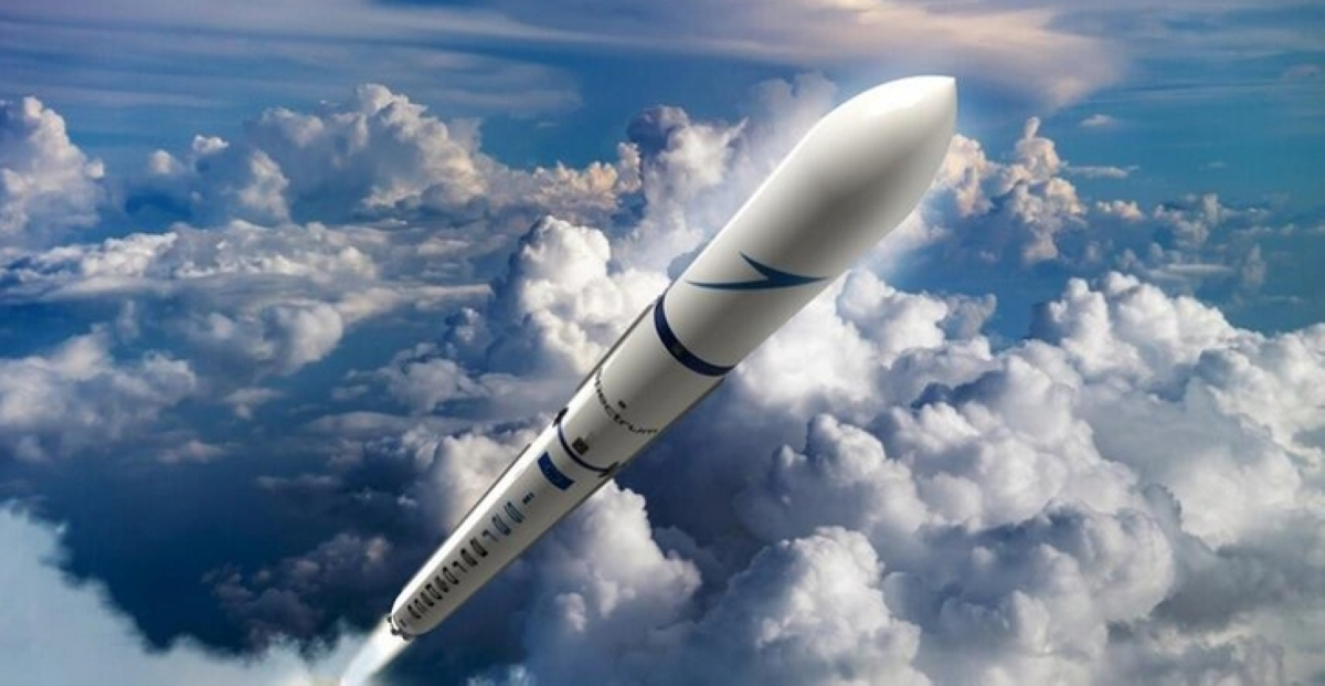 تحطم أول صاروخ مداري يُطلَق من القارة الأوروبية