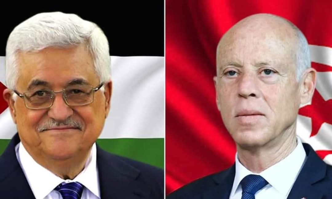 رئيس الدولة يتبادل تهاني عيد الفطر مع نظيره الفلسطيني