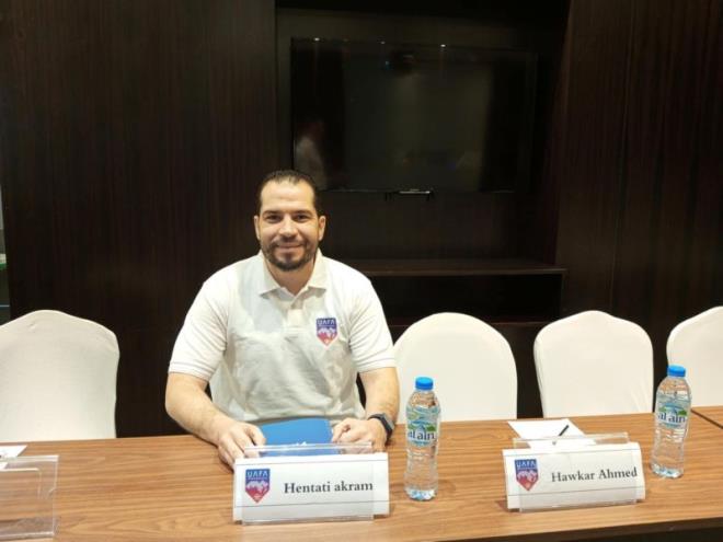 اكرم الهنتاتي يمثل التحكيم التونسي في كاس افريقيا للامم داخل القاعات