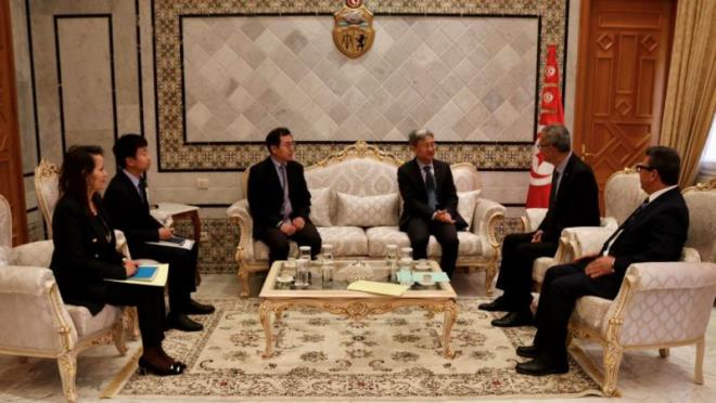 ملفات التعاون بين تونس و الصين محور لقاء كاتب الدولة لدى وزير الخارجية بالسفير الصيني لدى تونس