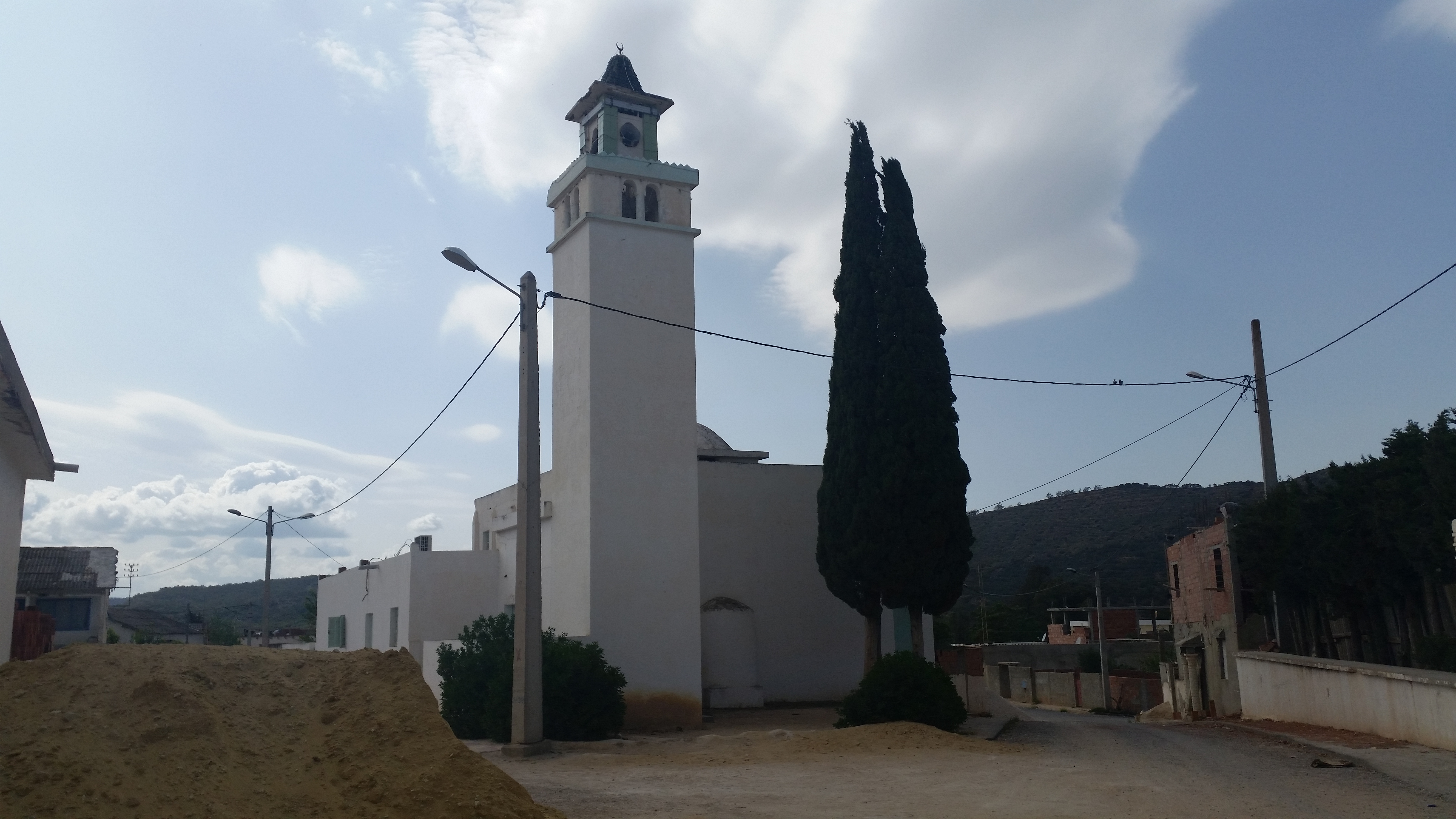 الكاف: دعوة أصحاب المحلات  بحي المحطة بنبر إلى تقديم ملفات التسوية