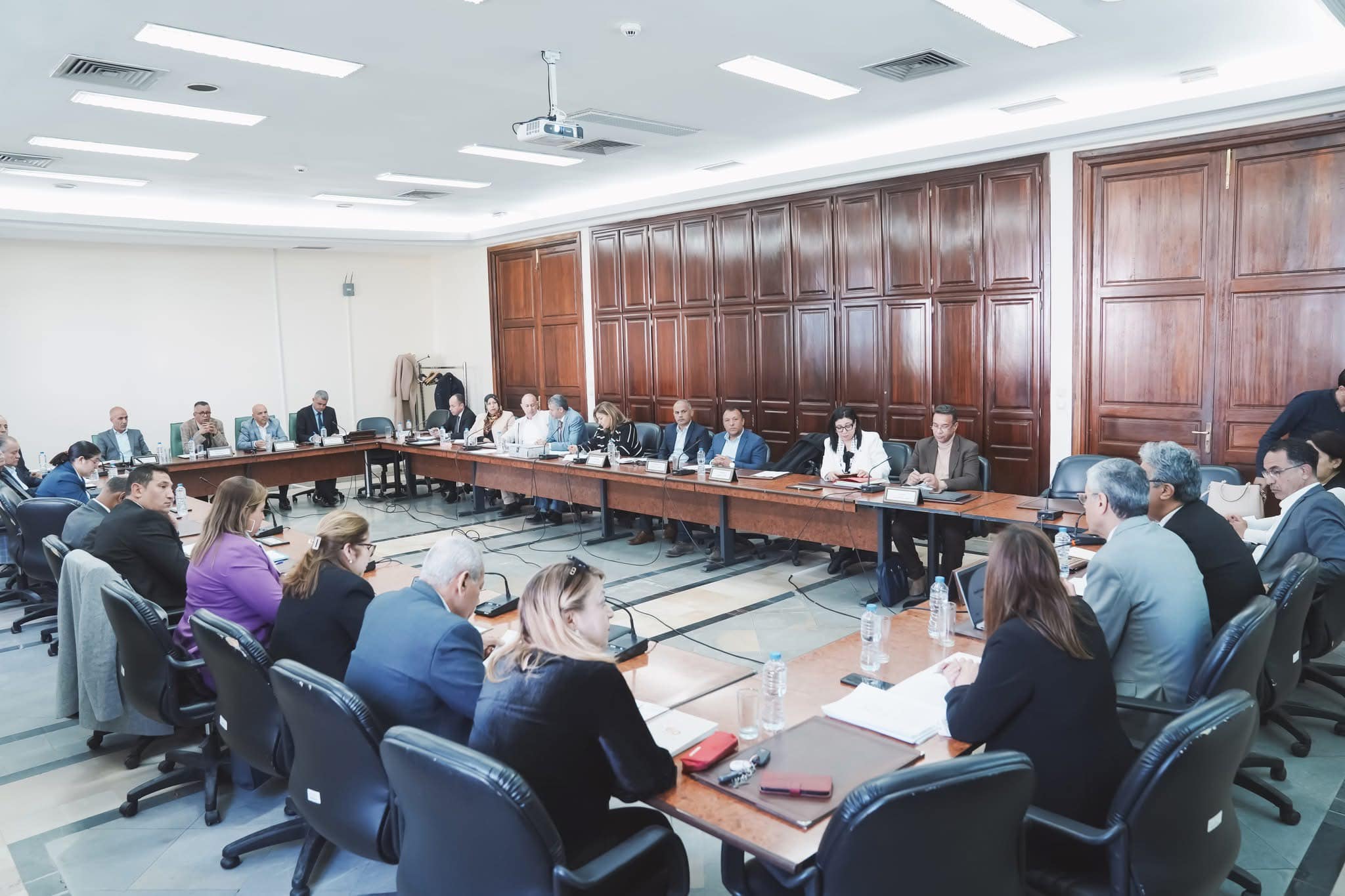 لجنتا الصحة والتربية توافقان على فتح مكتب بتونس للمجلس العربي للاختصاصات الصحية