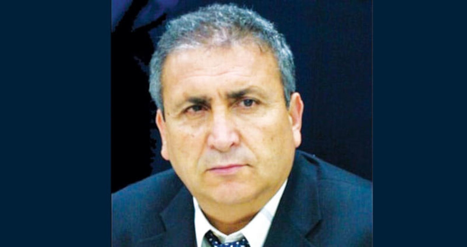 قريبا :اصدار جديد للشاعر الراحل محمد الغزي بعنوان  "الجبال أجدادي والأنهار إخوتي ،بعيدا حيث تتعاوى الأوابد "