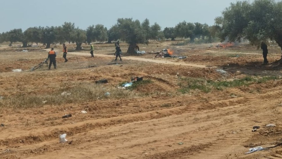 عدد من الفلاحين بمعتمدية العامرة يستأنفون نشاطهم الفلاحي بعد تفكيك المخيمات العشوائية