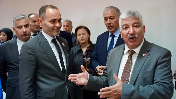 وزير التشغيل يؤكد استعداد الوزارة وضع الخبرة التونسية على ذمة الجانب الليبي