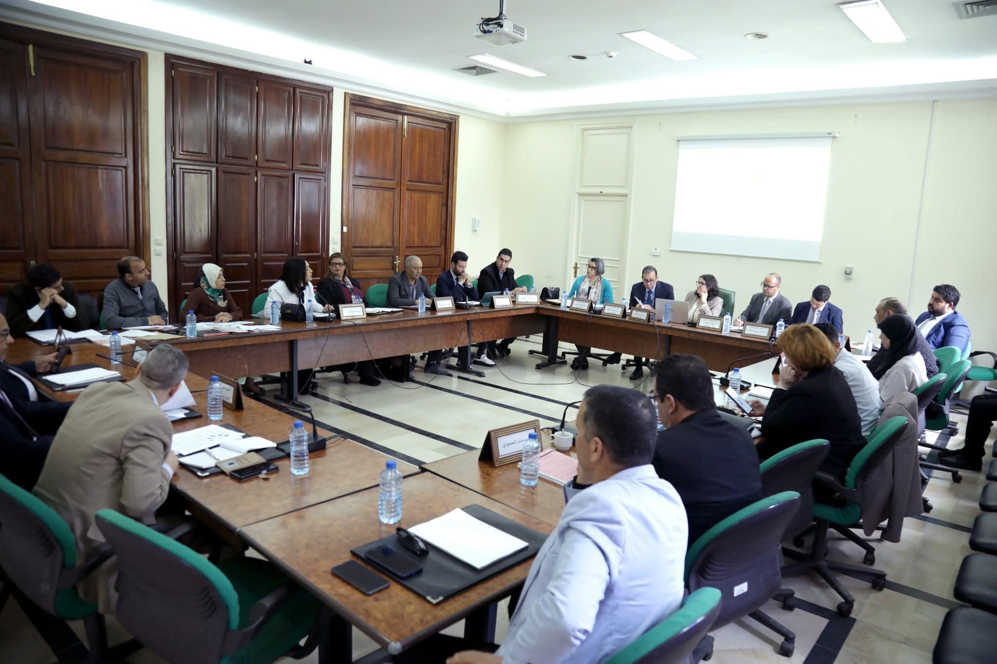  لجنة تنظيم الإدارة تعقد جلسة استماع حول مقترح قانون تنظيم ممارسة نشاط التسويق والترويج على المواقع الالكترونية ووسائل التواصل الاجتماعي