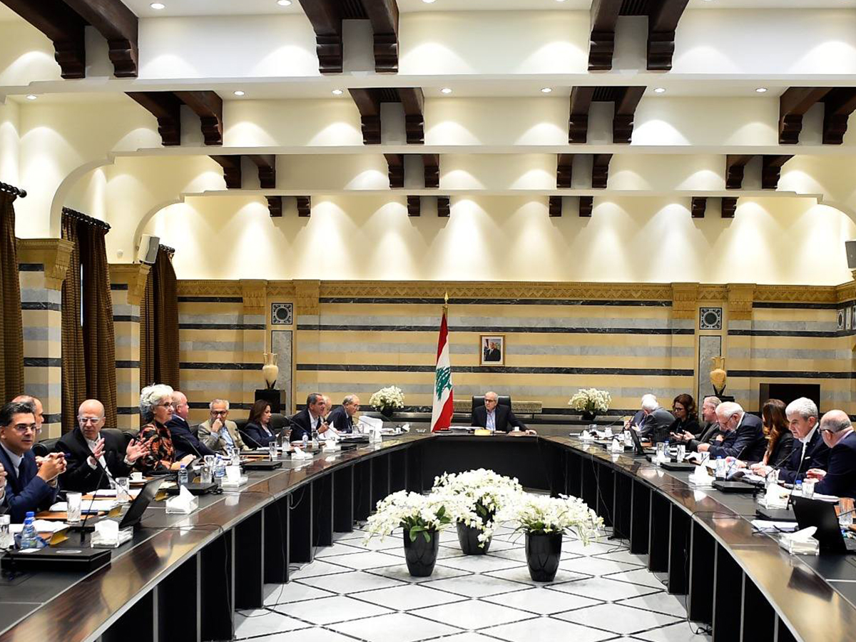 مجلس الوزراء اللبناني يقر مشروع قانون إصلاح وضع المصارف