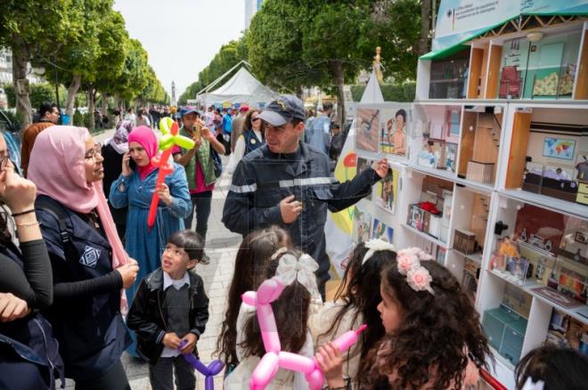 احتفالات وعروض للأطفال بشارع بورقيبة بمناسبة العيد الوطني للطفولة 2025