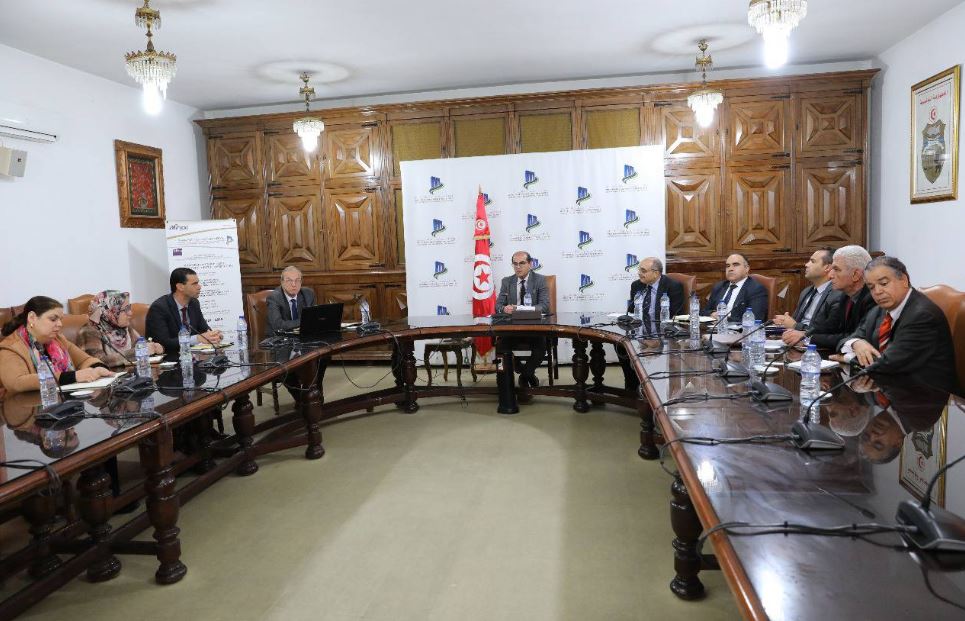 جلسة عمل بوزارة التجهيز لمتابعة تقدّم نشاط مؤسسة مدينة الأغالبة الطبية بالقيروان