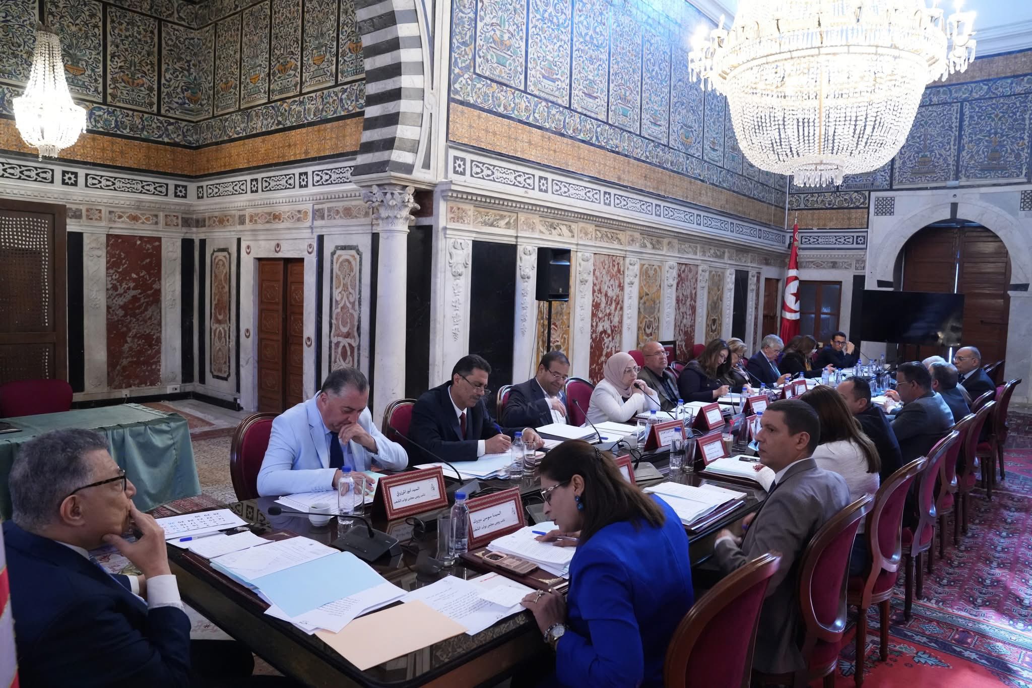  مجلس النواب يقرر عقد جلسة حوار مع الحكومة الجمعة 25 افريل   حول السياسة التي تنتهجها والنتائج التي تمّ تحقيقها 