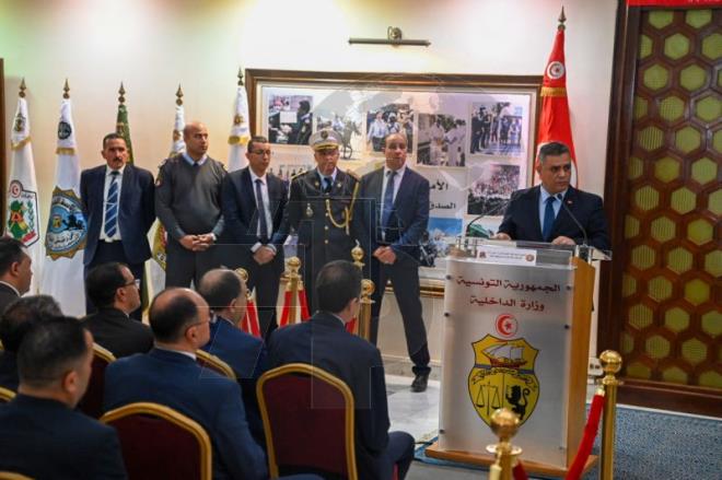 في الذكرى 69 لانبعاث قوات الأمن الداخلي... وزيرا الداخلية والعدل يشيدان بنجاحات الأسلاك الأمنية ويدعوانها إلى مزيد البذل من أجل مناعة تونس