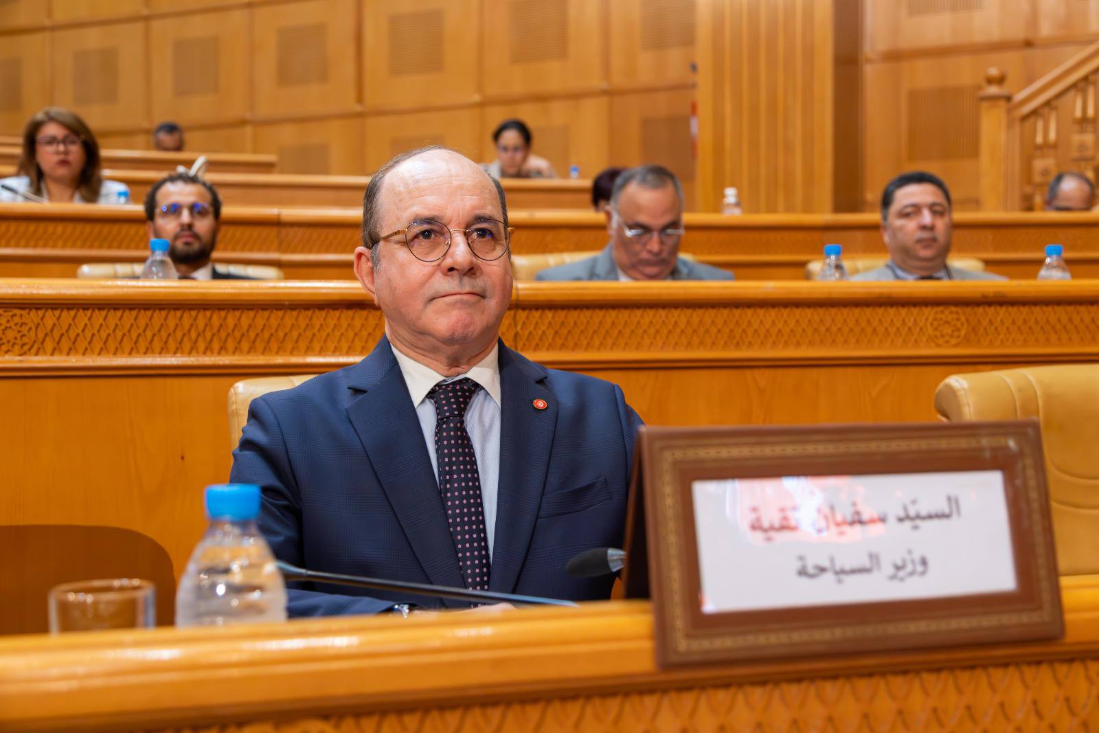 المجلس الوطني للجهات والأقاليم ينظم جلسة عامة حوارية مع وزير السياحة.