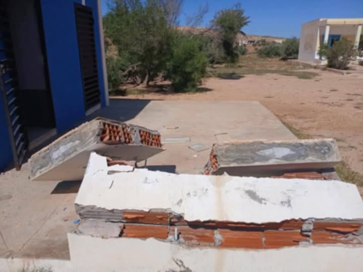 سيدي بوزيد: إصابة تلميذين إثر سقوط جزء من جدار بابتدائية المصابحية بسوق الجديد