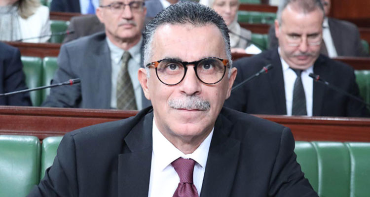 تسجيل كل العقارات الراجعة للدولة وبصفة مجانية من أولويّات وزارة أملاك الدولة والشؤون العقارية