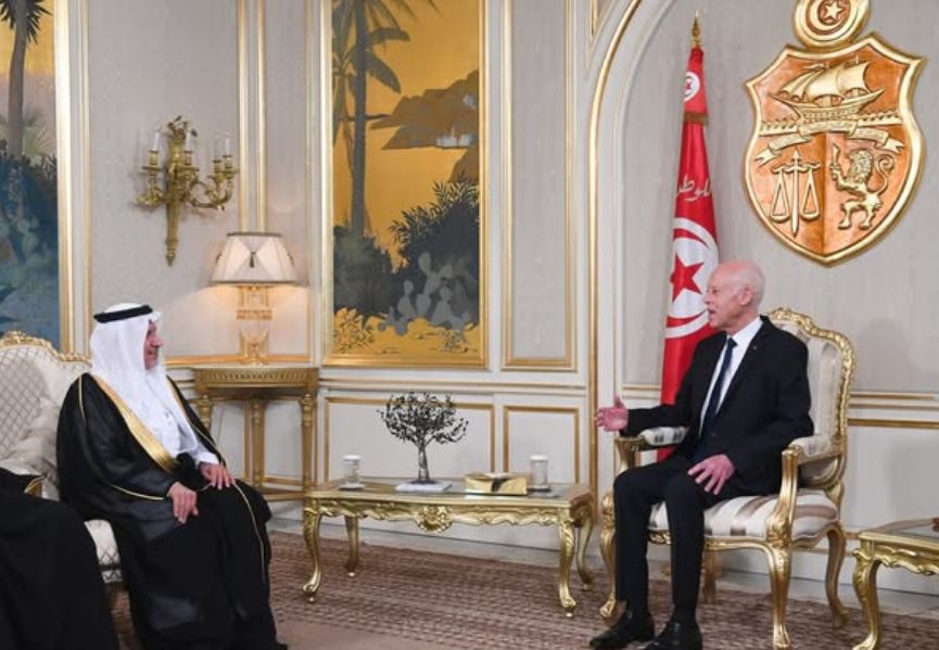 رئيس الجمهورية يلتقي المستشار بالديوان الملكي والمشرف العام على مركز الملك سلمان للإغاثة والأعمال الإنسانية