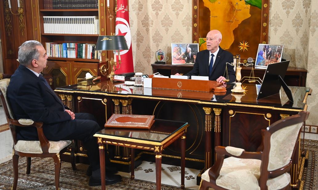 مشروع قانون الهياكل الرياضية،ووضعية عدد من المنشآت ابرز محاور لقاء رئيس الجمهورية بوزير الشباب والرياضة