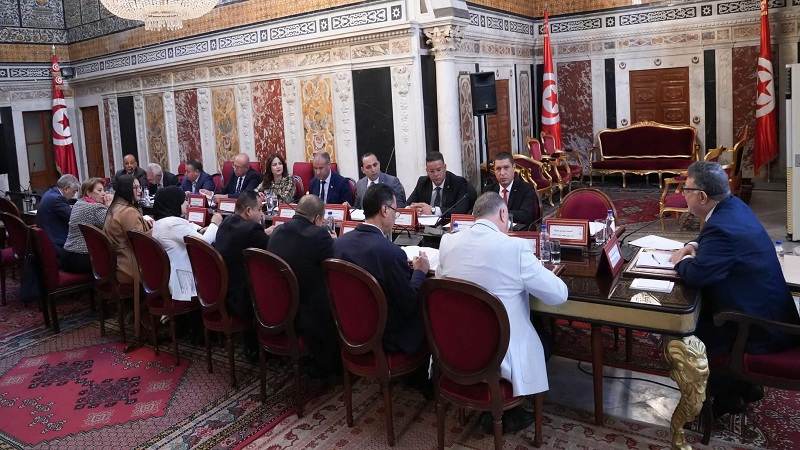 مكتب البرلمان : تأجيل الجلسة العامة الحوارية مع الحكومة.. وسحب مقترح القانون الأساسي المتعلق بالمحكمة الدستورية