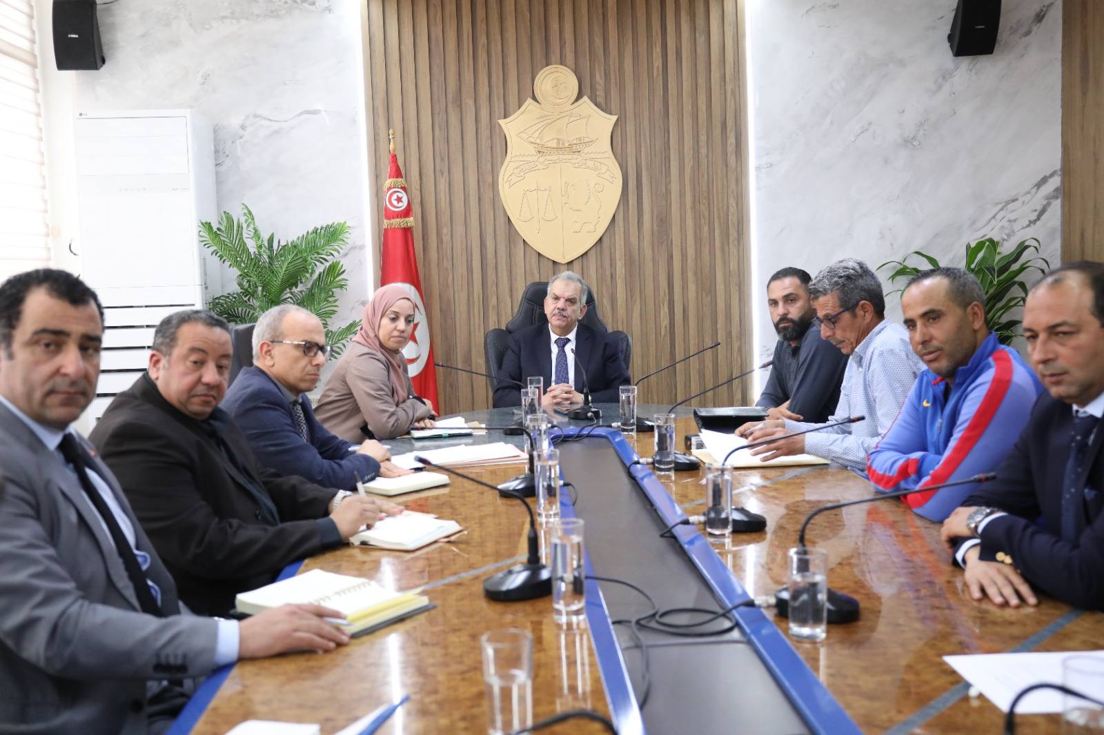  من بينها إحداث ملعب متعدد الاختصاصات: الإعلان عن جملة من القرارات لدعم القطاع الشبابي والرياضي بالمزونة