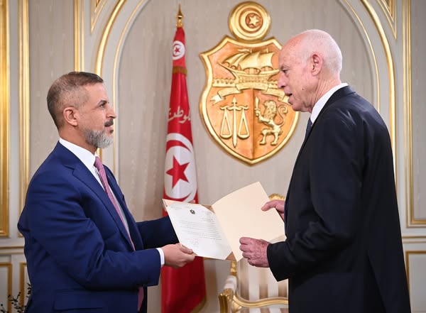 رئيس الجمهورية يتسلم دعوة خطية لحضور أعمال مؤتمر القمة العربية