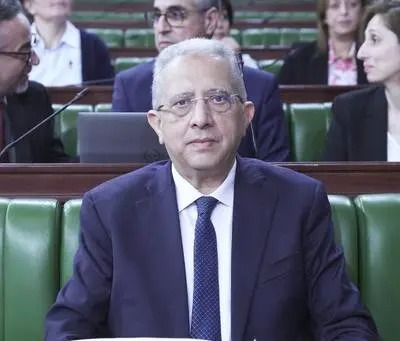  وزير الصحة يؤكد أن ملامح ممارسة مهنة الطب ستشهد تحوّلا جذريا بفضل الثورة التكنولوجية المتسارعة