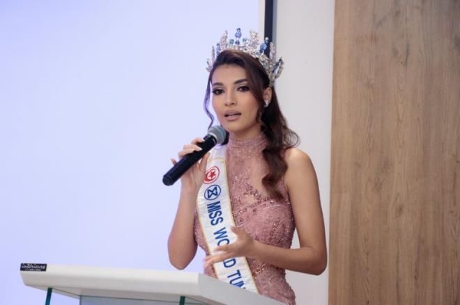 ملكة جمال تونس 2025 تشارك في مسابقة ملكة جمال العالم بمشروع مدني بيئي وثقافي