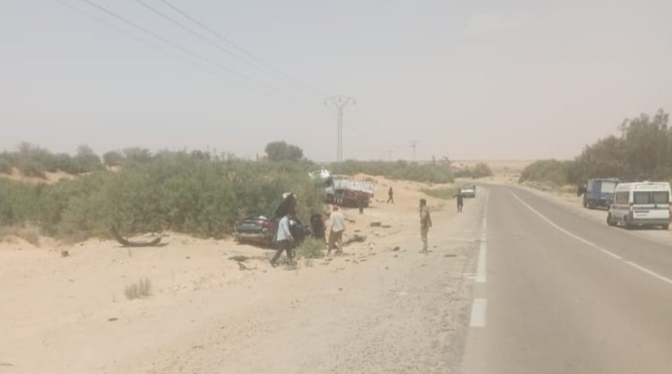 تطاوين: وفاة 3 أشخاص في حادث اصطدام بين سيارة تونسية وشاحنة ليبية