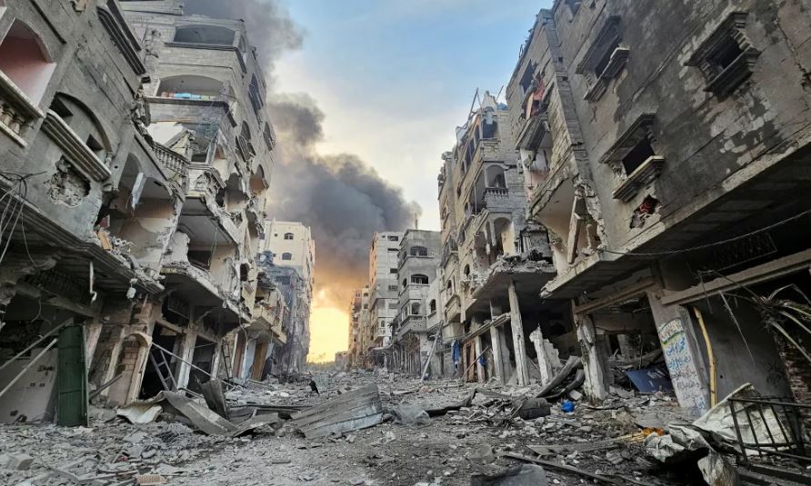 غزة: 17 شهيدا إثر قصف الاحتلال مدرسة تؤوي نازحين 