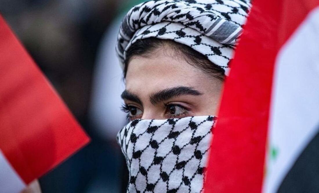 صدى الكوفية تظاهرة ثقافية بالمدرسة العليا للمهندسين لمساندة القضية الفلسطينية