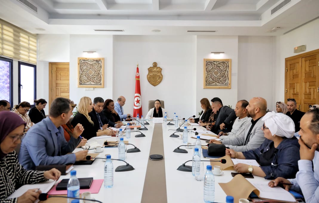 وزيرة الشؤون الثقافية تجتمع بمديري المعاهد العمومية للموسيقى