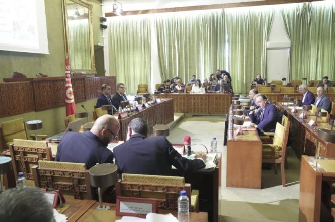 عمليات استبدال رخص السياقة التونسية بنظيرتها الايطالية مستمرة باستثناء بعض النماذج التي تتطلب دخول اتفاق 2025 حيز التنفيذ