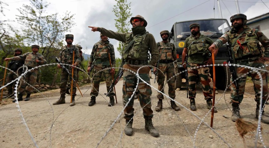 الهند تحذر باكستان من انتهاك وقف إطلاق النار