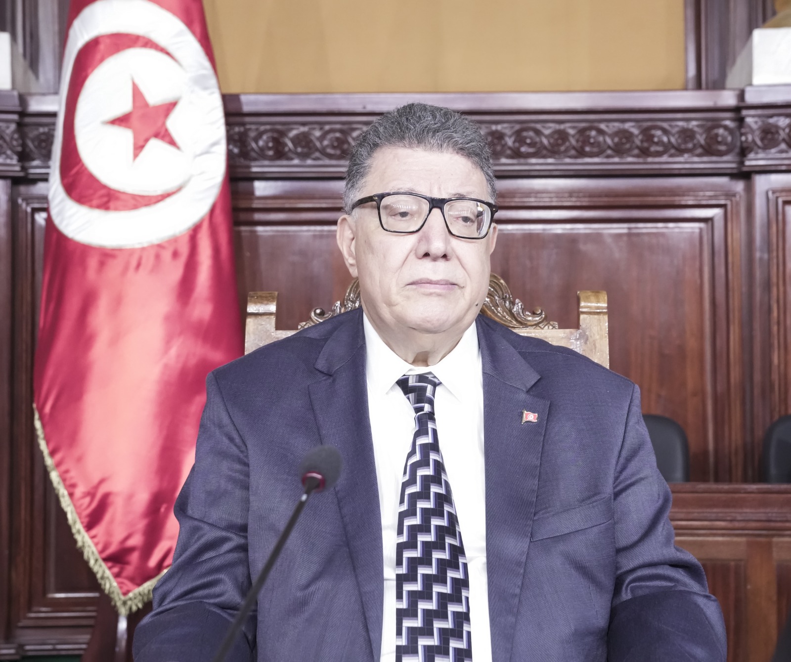 رئيس البرلمان يؤكد أهمية كل مكونات الرصيد العقاري وخاصة الفلاحي منه