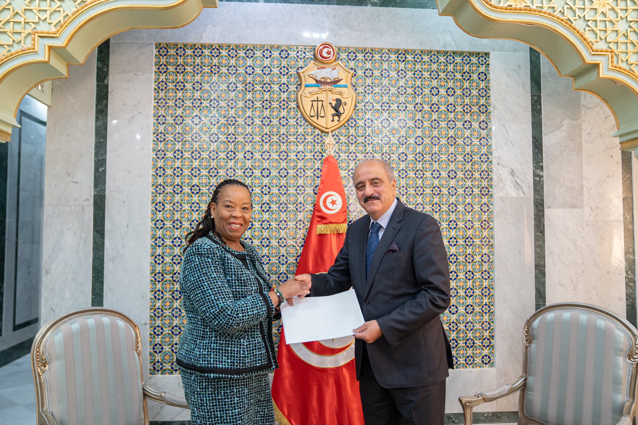 وزير الخارجية يتسلم نسخة من أوراق اعتماد سفيرة جنوب إفريقيا