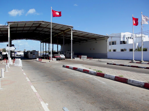 إعادة فتح المعابر الحدودية بين تونس وليبيا 