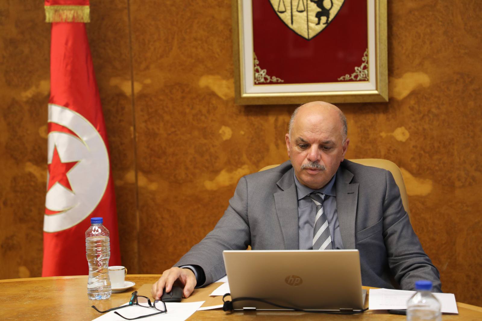 الاتفاق بين وزراتي النقل والطاقة على تكثيف حركة القطارات لنقل الفسفاط